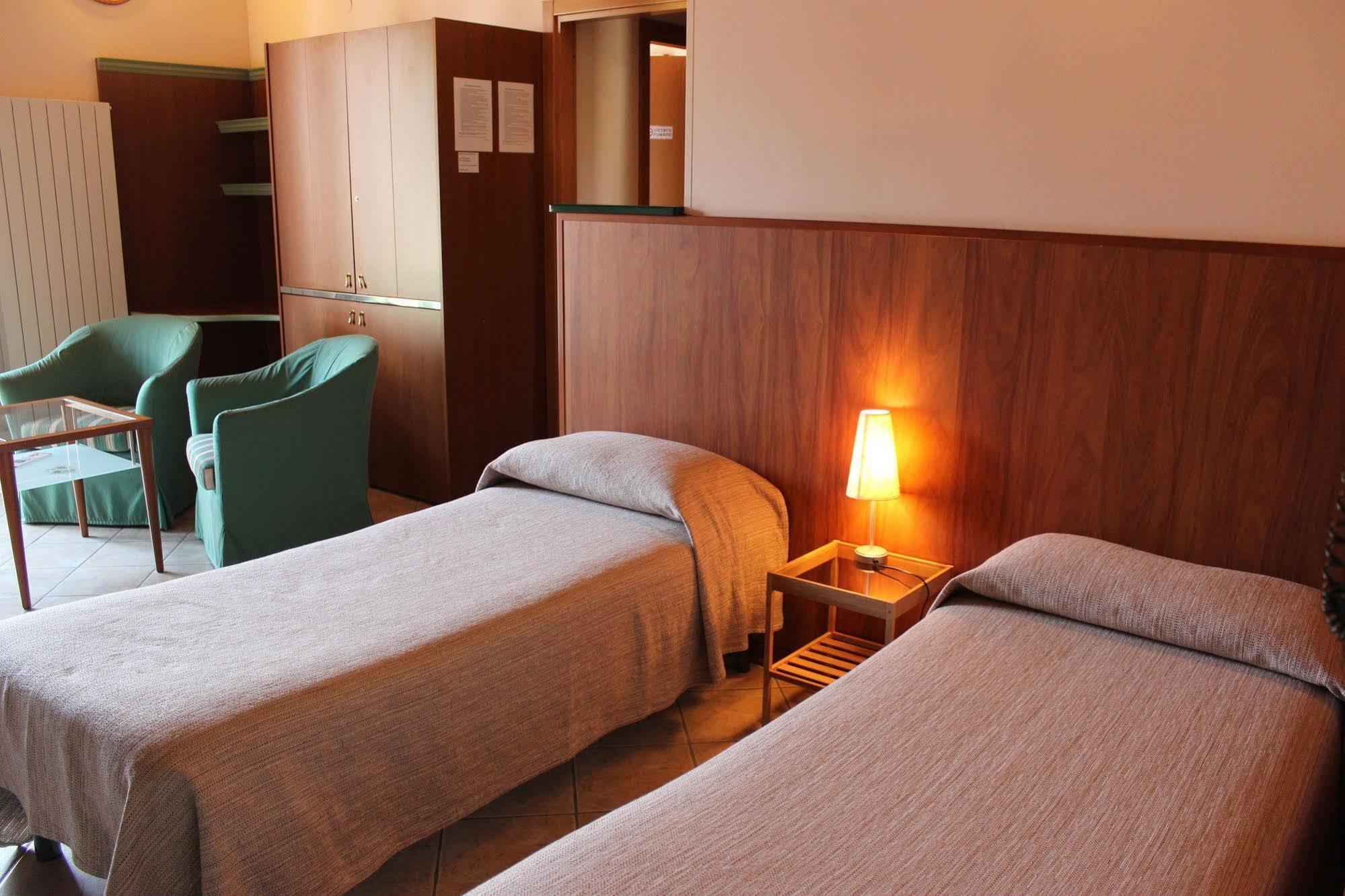 Villa Giglio Arsago Seprio Ngoại thất bức ảnh